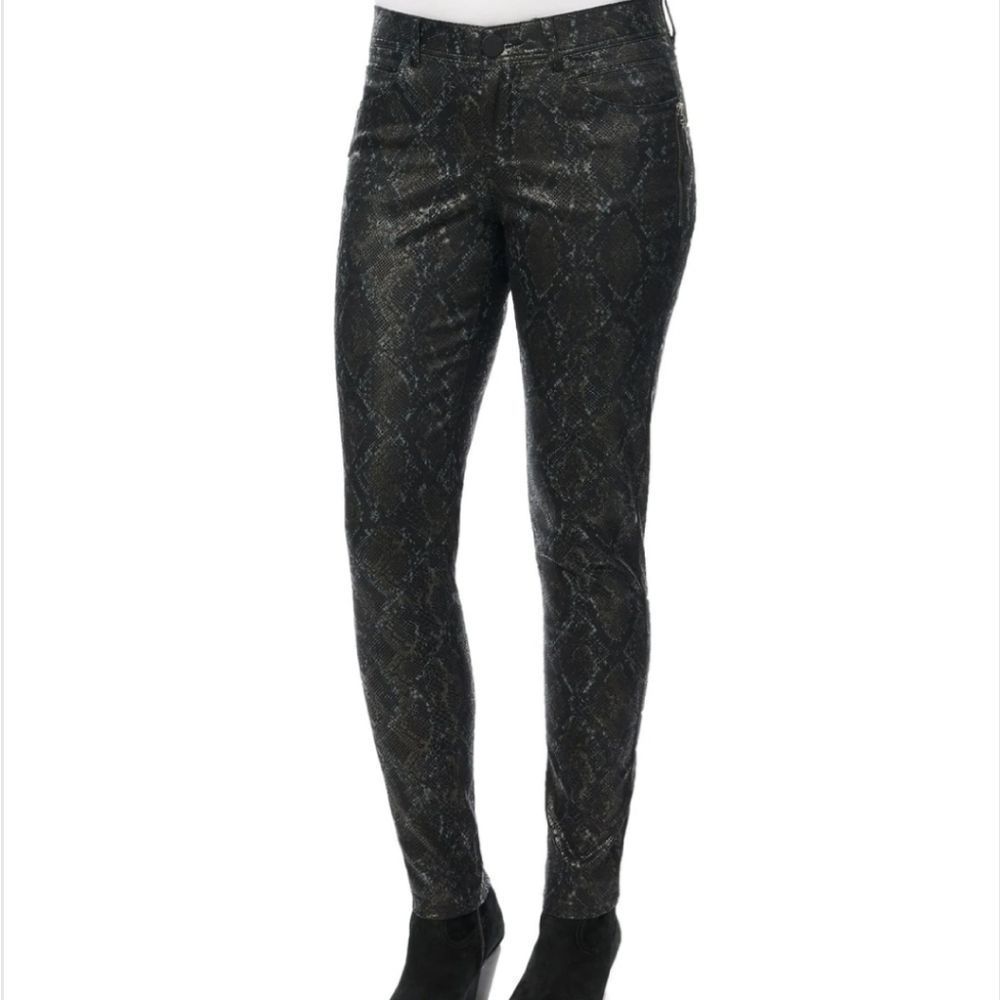 Snake print jeans sz 20 w/ ab technology